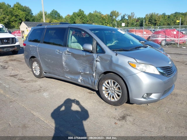 2012 TOYOTA SIENNA XLE AAS/XLE/LTD VIN: 5TDYK3DC1CS267720