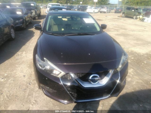 1N4AA6AP1GC409588 Nissan Maxima 3.5 Sl