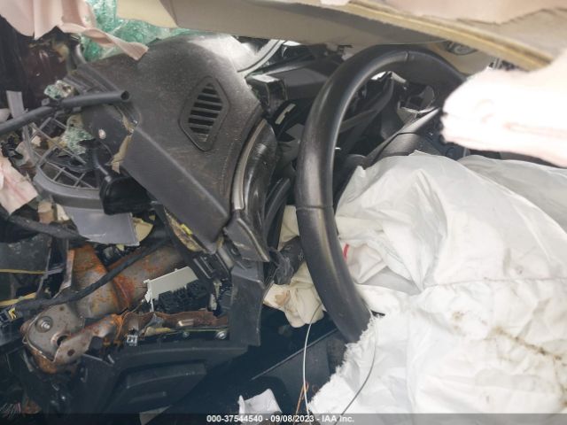 1G4GB5G39GF206569 Buick Lacrosse Leather