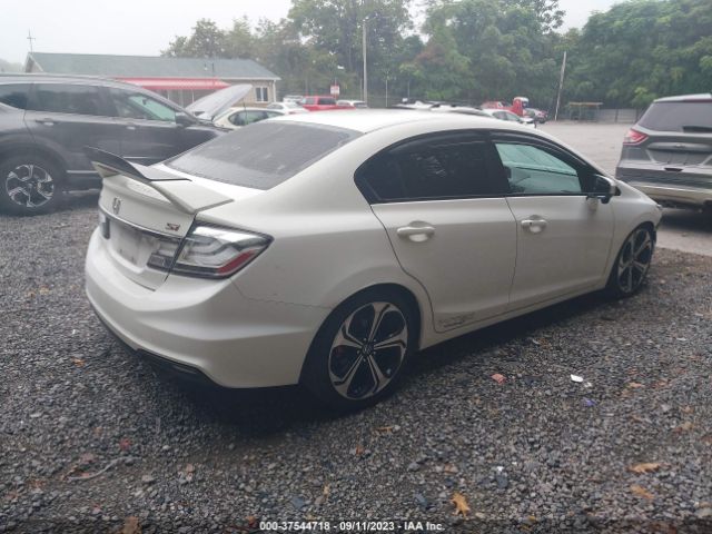 2HGFB6E52FH710101 Honda Civic Sedan Si