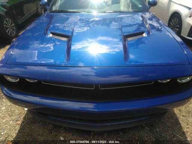 2C3CDZAG8NH144064 Dodge Challenger Sxt