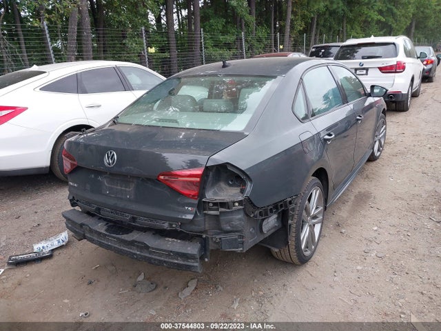 1VWAA7A34JC015374 Volkswagen Passat 2.0t S/r-line