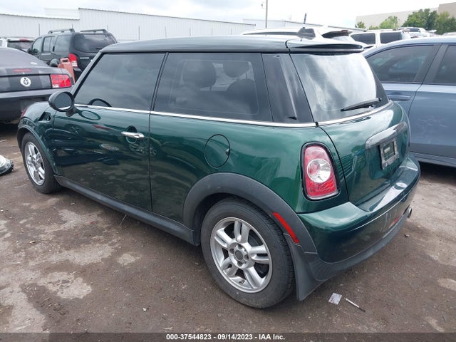 2013 MINI HARDTOP WMWSU3C54DT373985 Photo 2