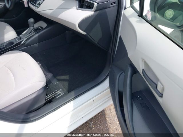 JTDEPMAE7N3017418 Toyota COROLLA LE