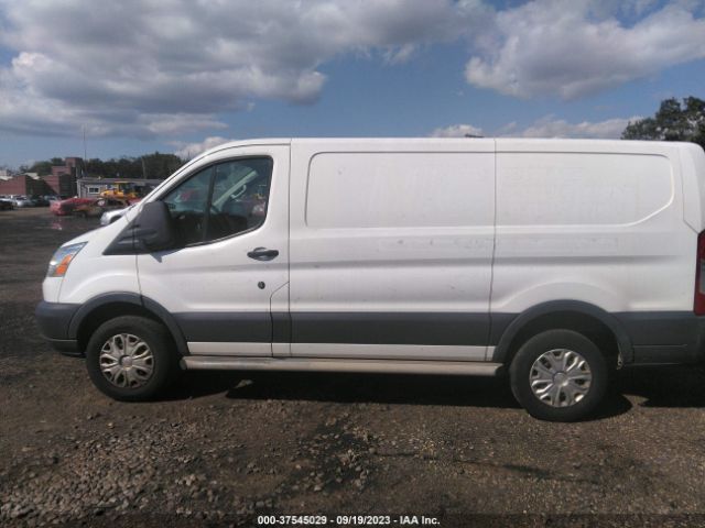 1FTNR1ZMXFKB02779 Ford TRANSIT CARGO VAN