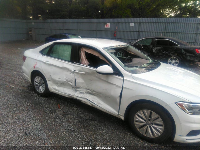 3VWN57BU9KM006764 Volkswagen JETTA S