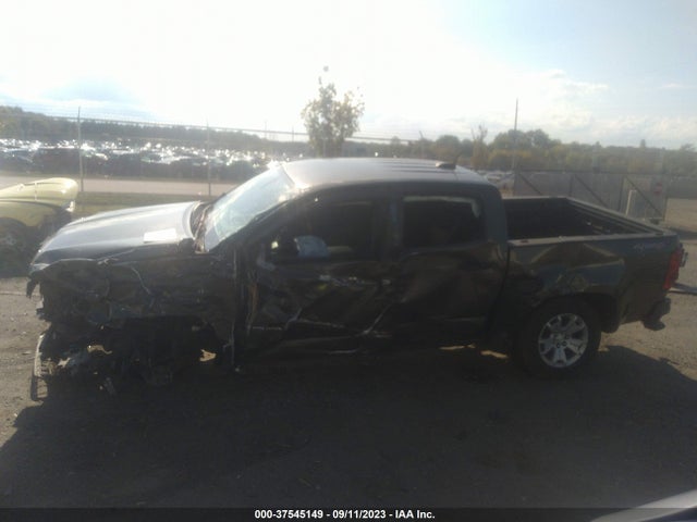 2018 CHEVROLET COLORADO 4WD LT VIN: 1GCGTCENXJ1154240
