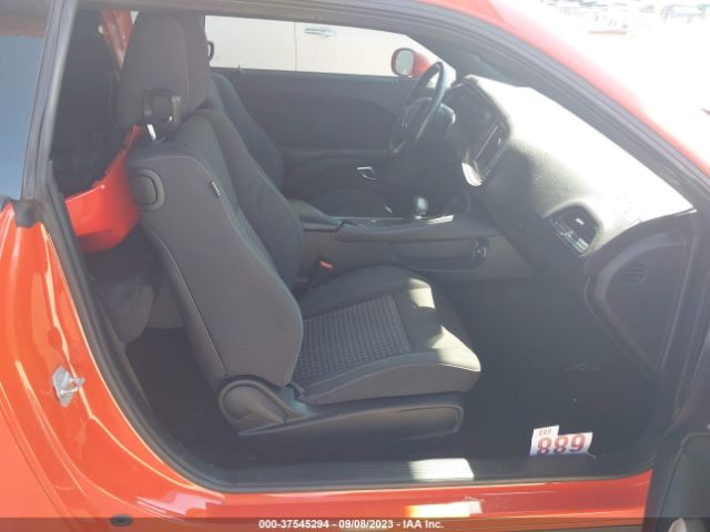 2019 DODGE CHALLENGER 2C3CDZAG5KH548628 Photo 4