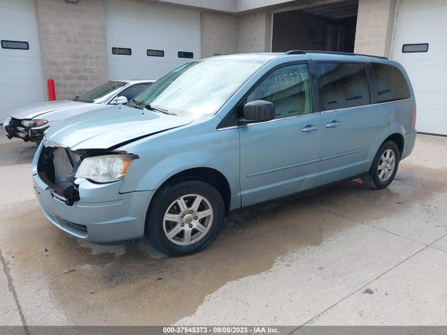 2010 CHRYSLER TOWN & COUNTRY NEW LX VIN: 2A4RR2D16AR353324