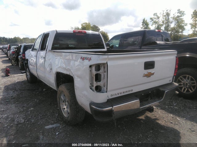 2015 CHEVROLET SILVERADO 1500 LT VIN: 1GCVKREC5FZ152139
