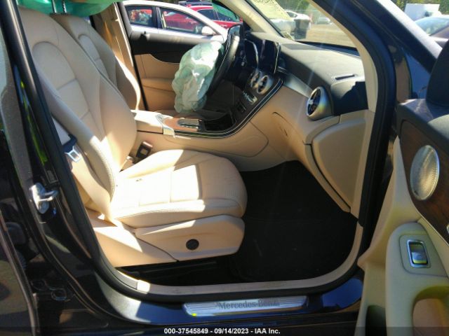 W1N0G8EB9LF840275 Mercedes-Benz Glc Glc 300