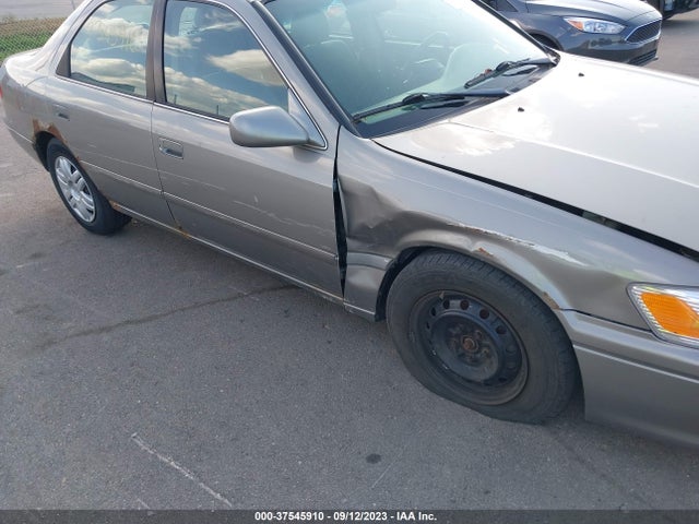 2000 TOYOTA CAMRY LE VIN: 4T1BG22KXYU680293