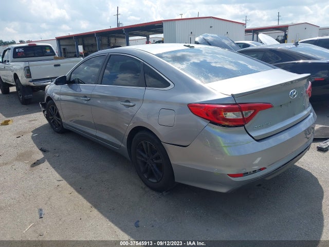 2015 HYUNDAI SONATA 2.4L SE VIN: 5NPE24AF3FH034584