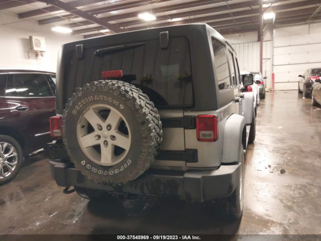 1C4BJWDG5EL251425 Jeep Wrangler Unlimited Sport