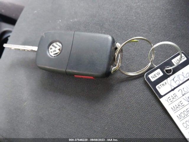 2015 VOLKSWAGEN TIGUAN S VIN: WVGAV7AX6FW561685