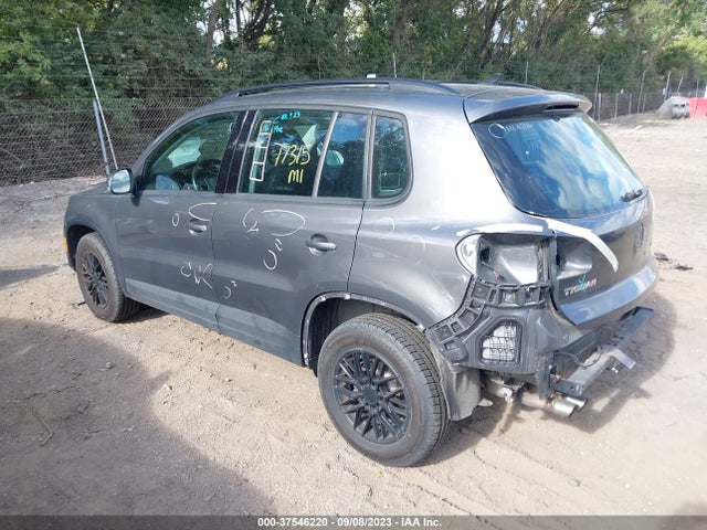 2015 VOLKSWAGEN TIGUAN S VIN: WVGAV7AX6FW561685