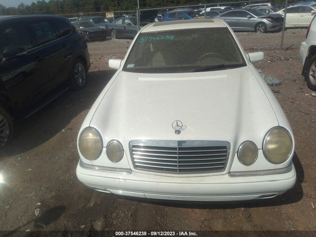 1998 MERCEDES-BENZ E-CLASS VIN: WDBJF65F0WA670782