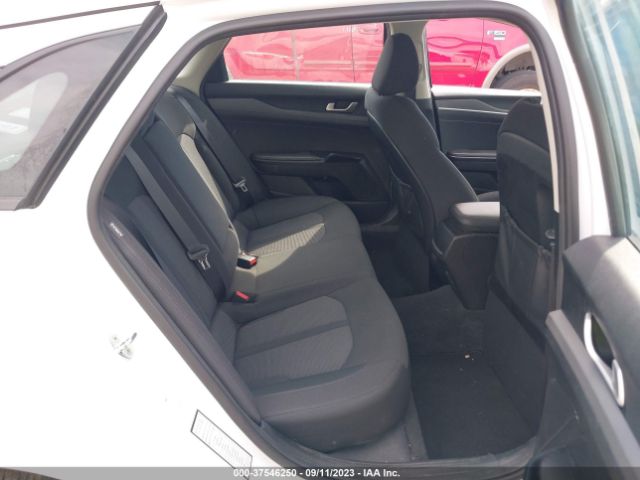 5XXG14J26NG139252 KIA K5 LXS