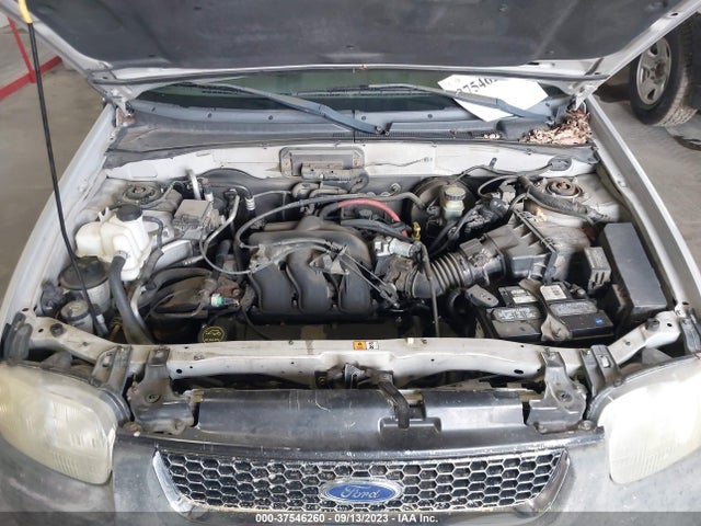 2002 FORD ESCAPE XLT VIN: 1FMYU04142KB88907