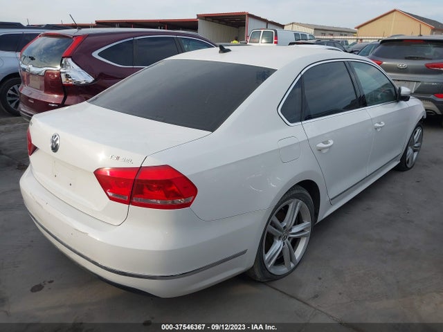 1VWCT7A3XFC058269 Volkswagen Passat 1.8t Sel Premium