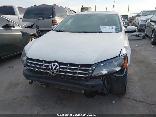 1VWCT7A3XFC058269 Volkswagen Passat 1.8t Sel Premium