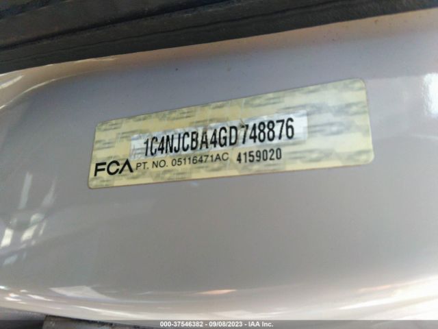 1C4NJCBA4GD748876 Jeep Compass Sport