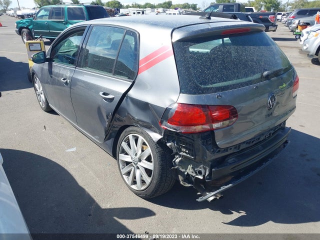 2011 VOLKSWAGEN GOLF TDI VIN: WVWDM7AJ2BW172228