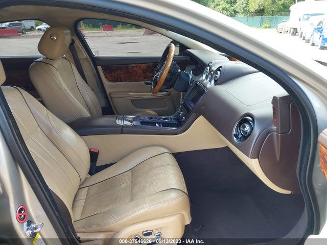 2013 JAGUAR XJ SAJWA1GE5DMV51863 Photo 4