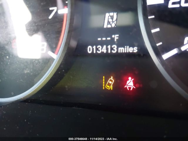 19UDE2F39KA011383 Acura Ilx Standard