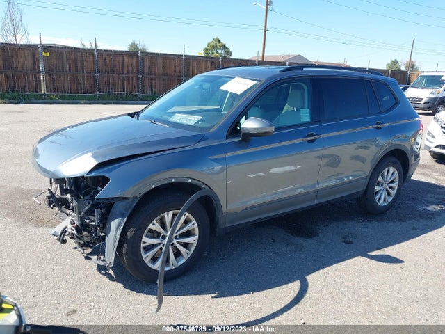 3VV0B7AXXJM208563 Volkswagen TIGUAN S