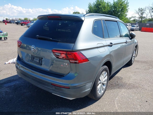 3VV0B7AXXJM208563 Volkswagen TIGUAN S
