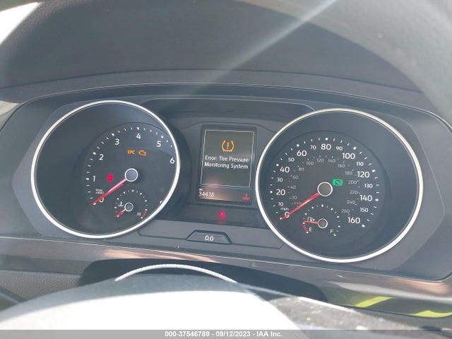 3VV0B7AXXJM208563 Volkswagen TIGUAN S
