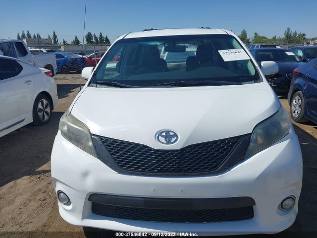 Toyota SIENNA SE 2014 5TDXK3DC5ES499624 Image 13