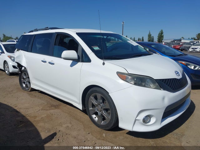 Toyota SIENNA SE 2014 5TDXK3DC5ES499624 Image 14