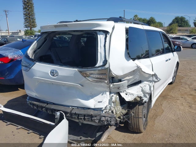 Toyota SIENNA SE 2014 5TDXK3DC5ES499624 Image 4