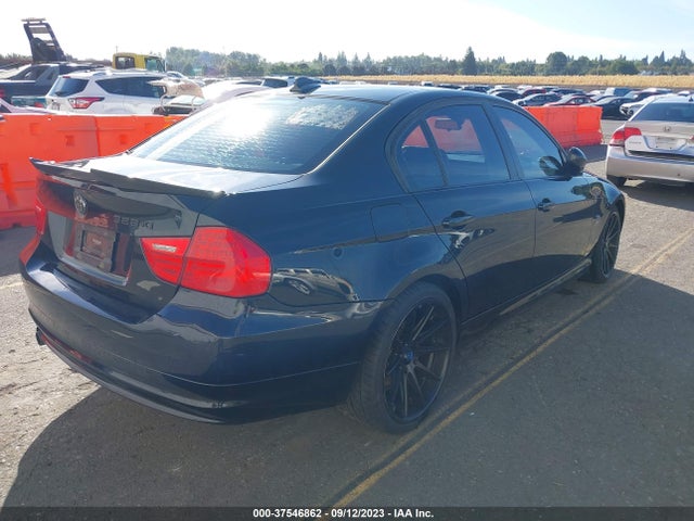 2011 BMW 3 SERIES 328I XDRIVE VIN: WBAPK5C5XBF124996