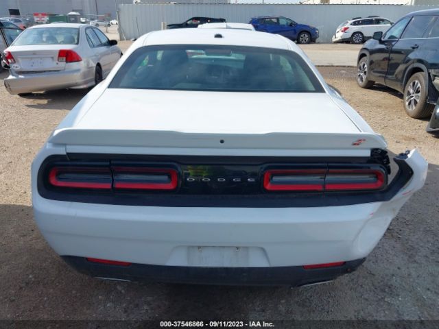2C3CDZKG4NH215808 Dodge Challenger Gt