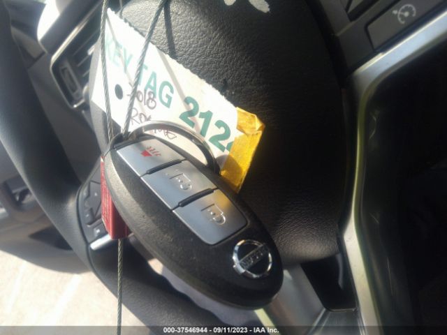 JN1BJ1CP7JW185380 Nissan Rogue Sport Sv