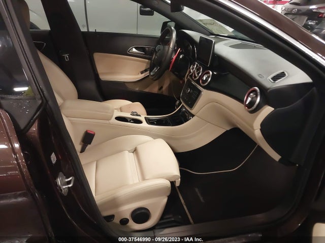 Mercedes-Benz Cla Cla 250 2016 WDDSJ4EB1GN369007 Image 5