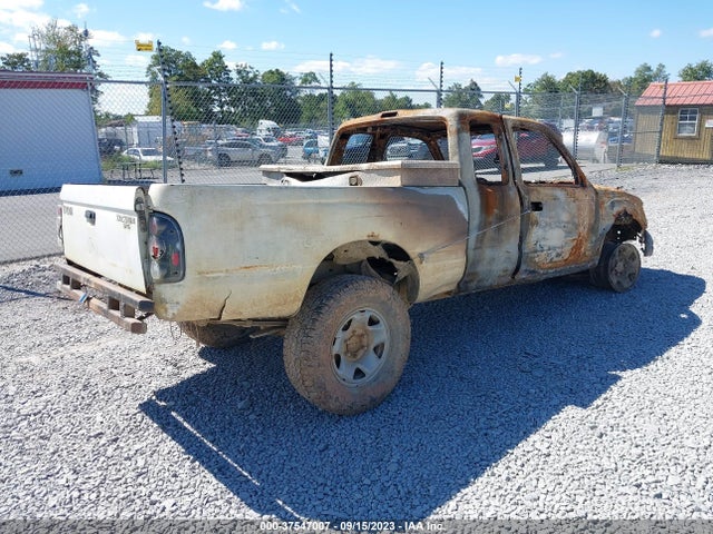 2001 TOYOTA TACOMA VIN: 5TEWN72N61Z762411