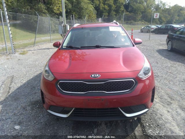 KNDCB3LC7K5292993 KIA NIRO LX