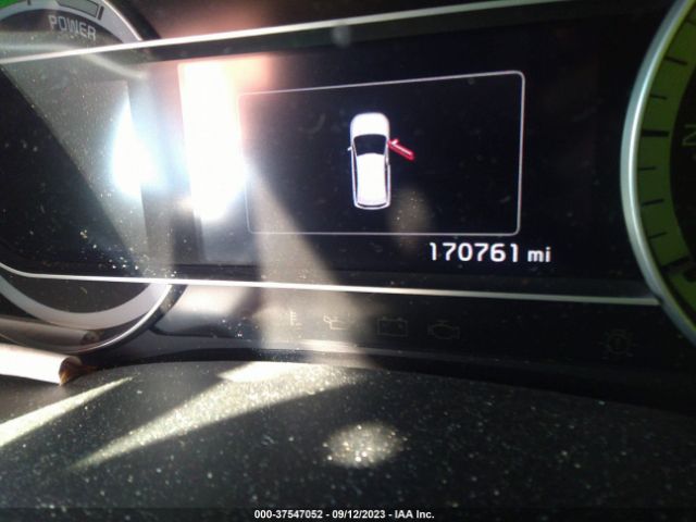 KNDCB3LC7K5292993 KIA NIRO LX