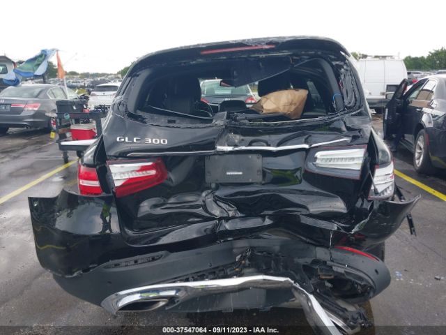 WDC0G4JB8JV088698 Mercedes-Benz Glc Glc 300