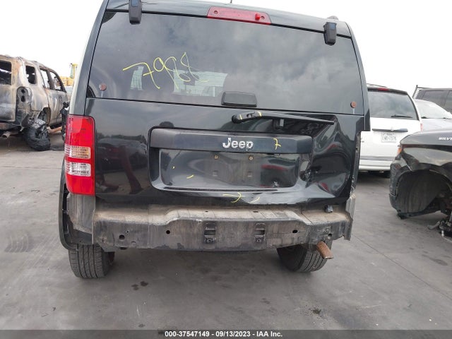 2010 JEEP LIBERTY SPORT VIN: 1J4PP2GK1AW118046