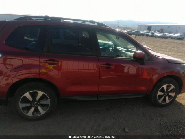 JF2SJAEC9HH592866 Subaru Forester Premium