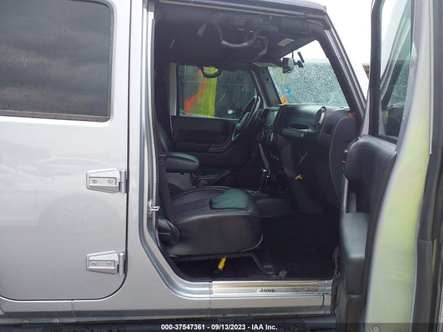 2015 JEEP WRANGLER UNLIMITED SPORT VIN: 1C4BJWDG1FL727154