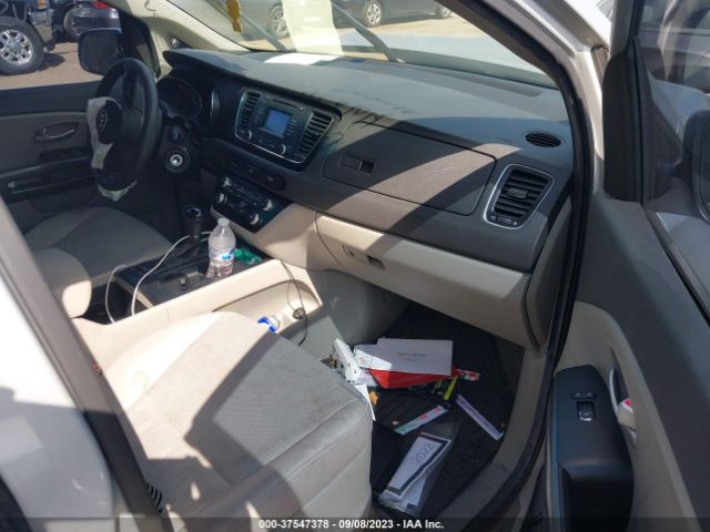 KNDMB5C19G6177876 KIA SEDONA LX