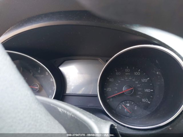 KNDMB5C19G6177876 KIA SEDONA LX
