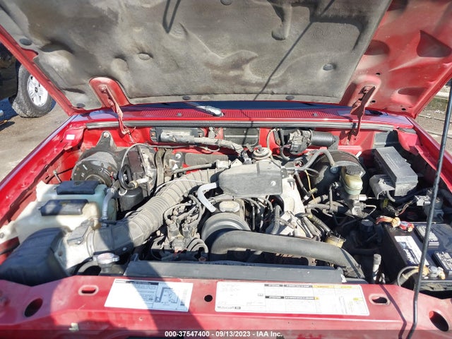 2000 MAZDA B-SERIES 2WD TRUCK SX/SE VIN: 4F4YR12C0YTM26553