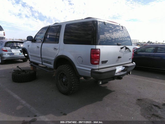 2000 FORD EXPEDITION XLT VIN: 1FMPU16L8YLC47539